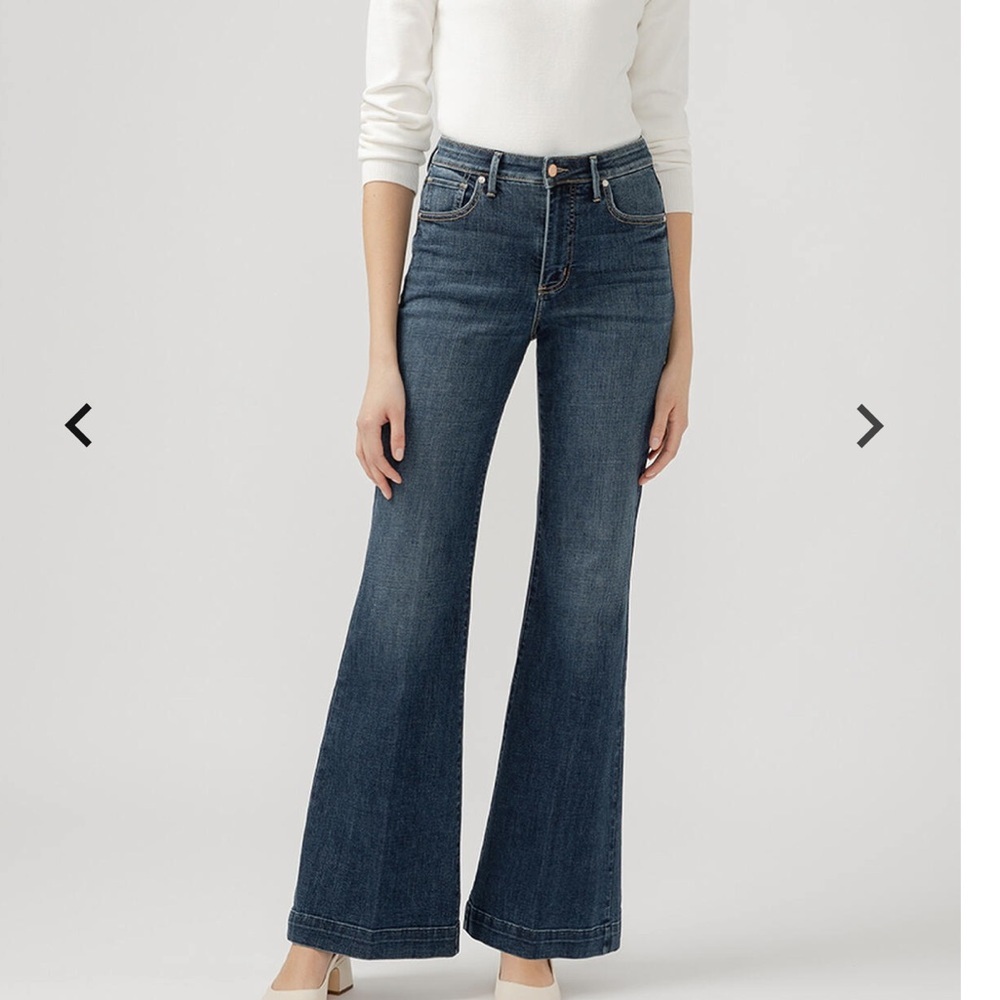 Silver Jeans Luxury,stretch,wide leg,high rise,medium wash
indigo western